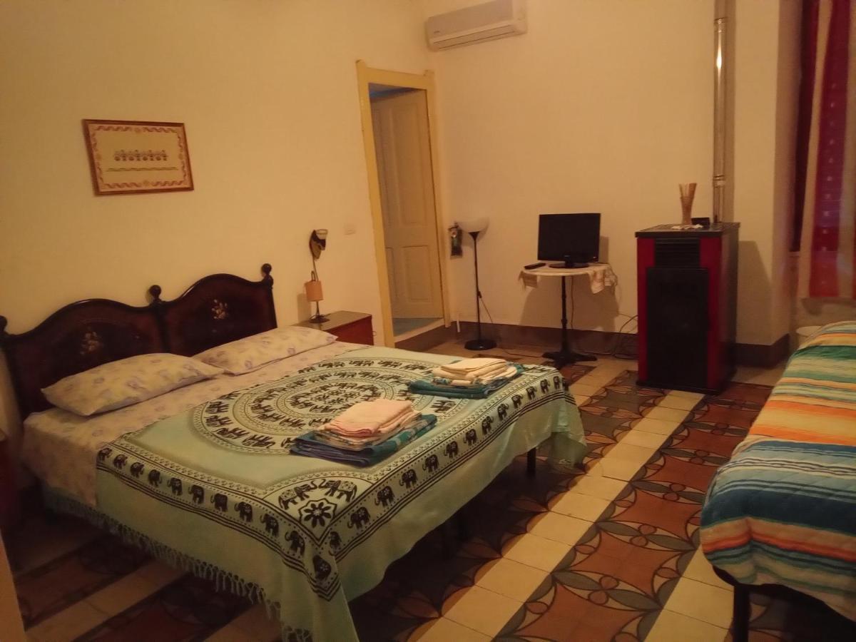 Sa Pruninca Bed & Breakfast Villanova Monteleone Bagian luar foto